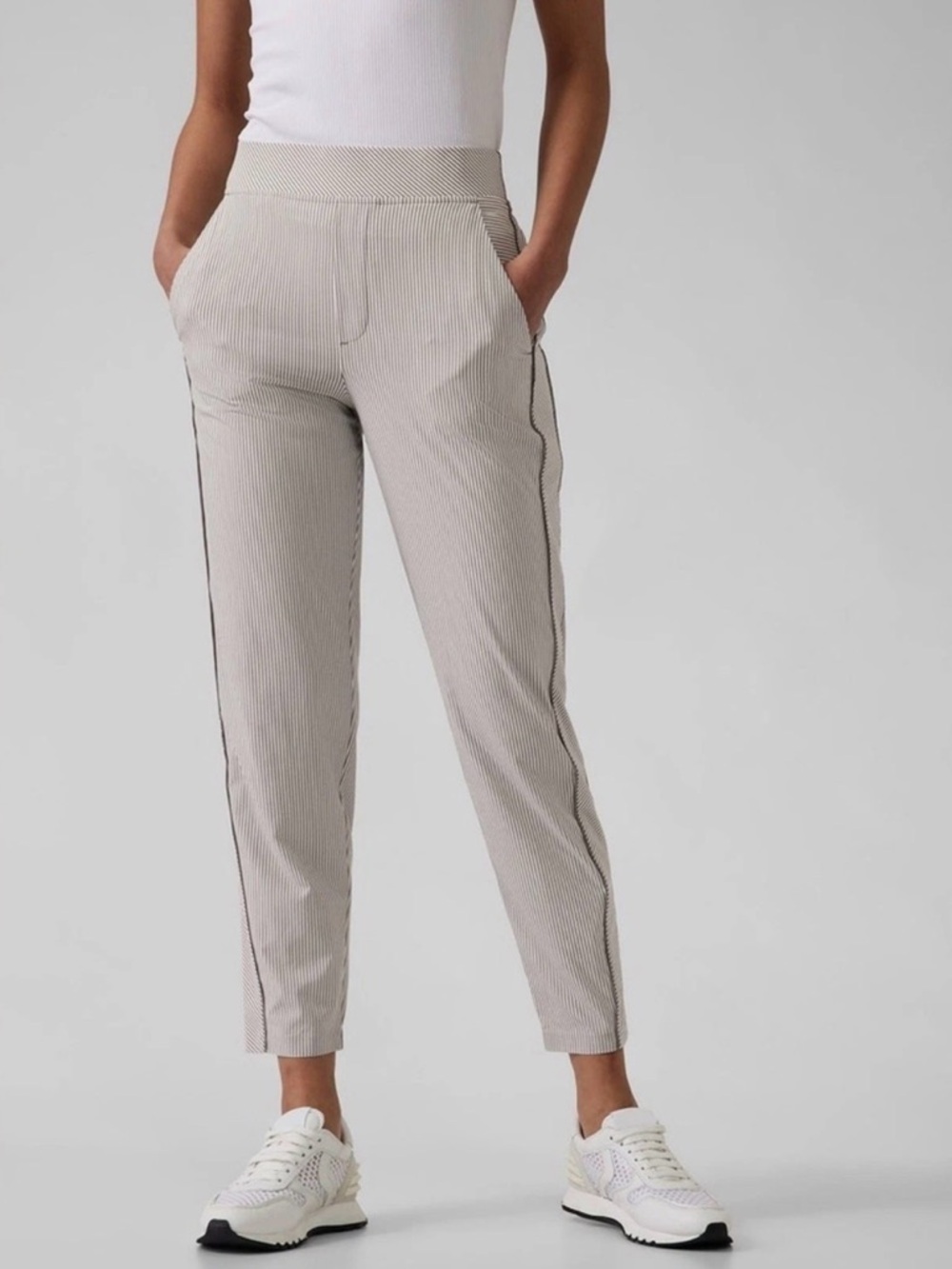 Athleta Women’s Brooklyn Textured Ankle Pant-size 12 Petite NEW w/ tags🔥